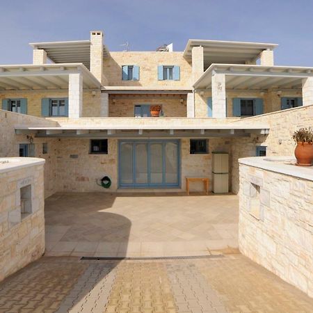 Villa Busho Nausa Exteriér fotografie