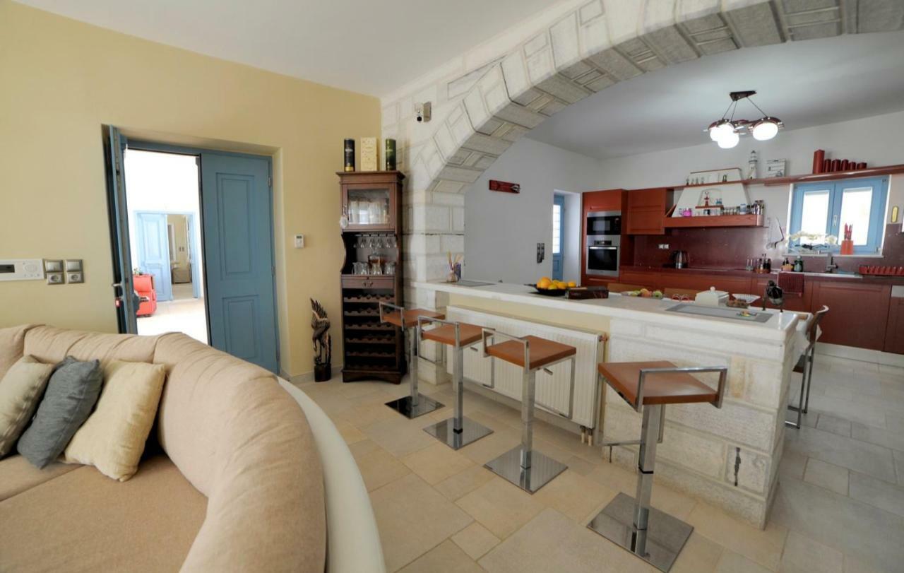 Villa Busho Nausa Exteriér fotografie