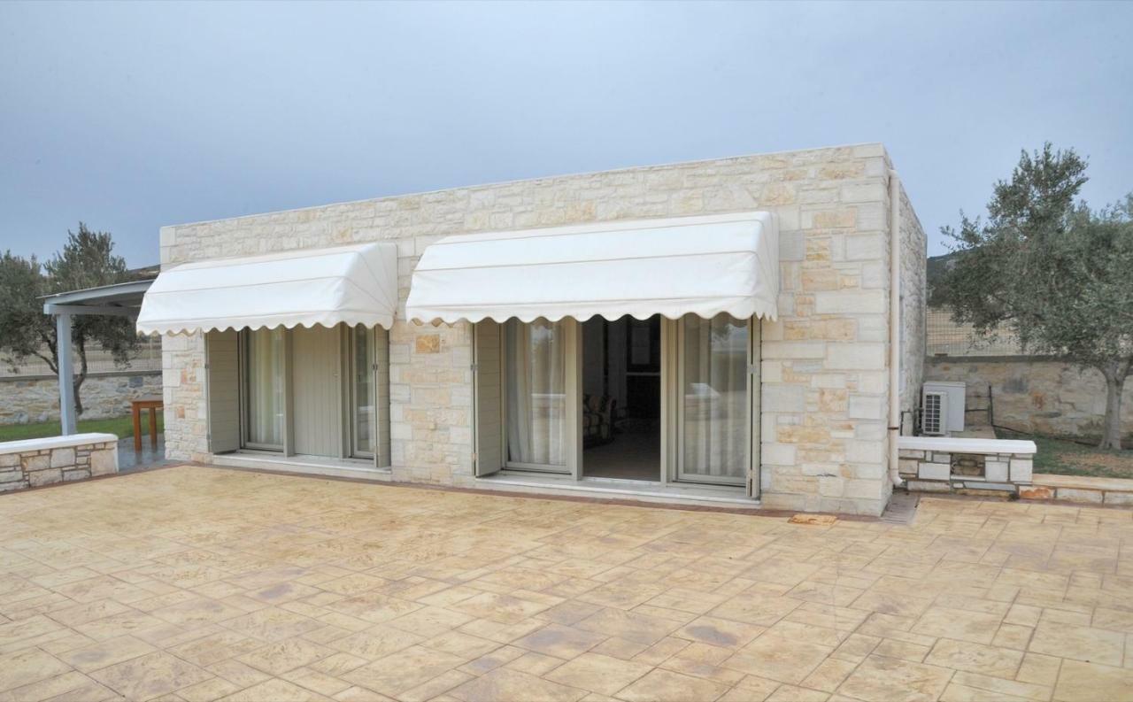 Villa Busho Nausa Exteriér fotografie