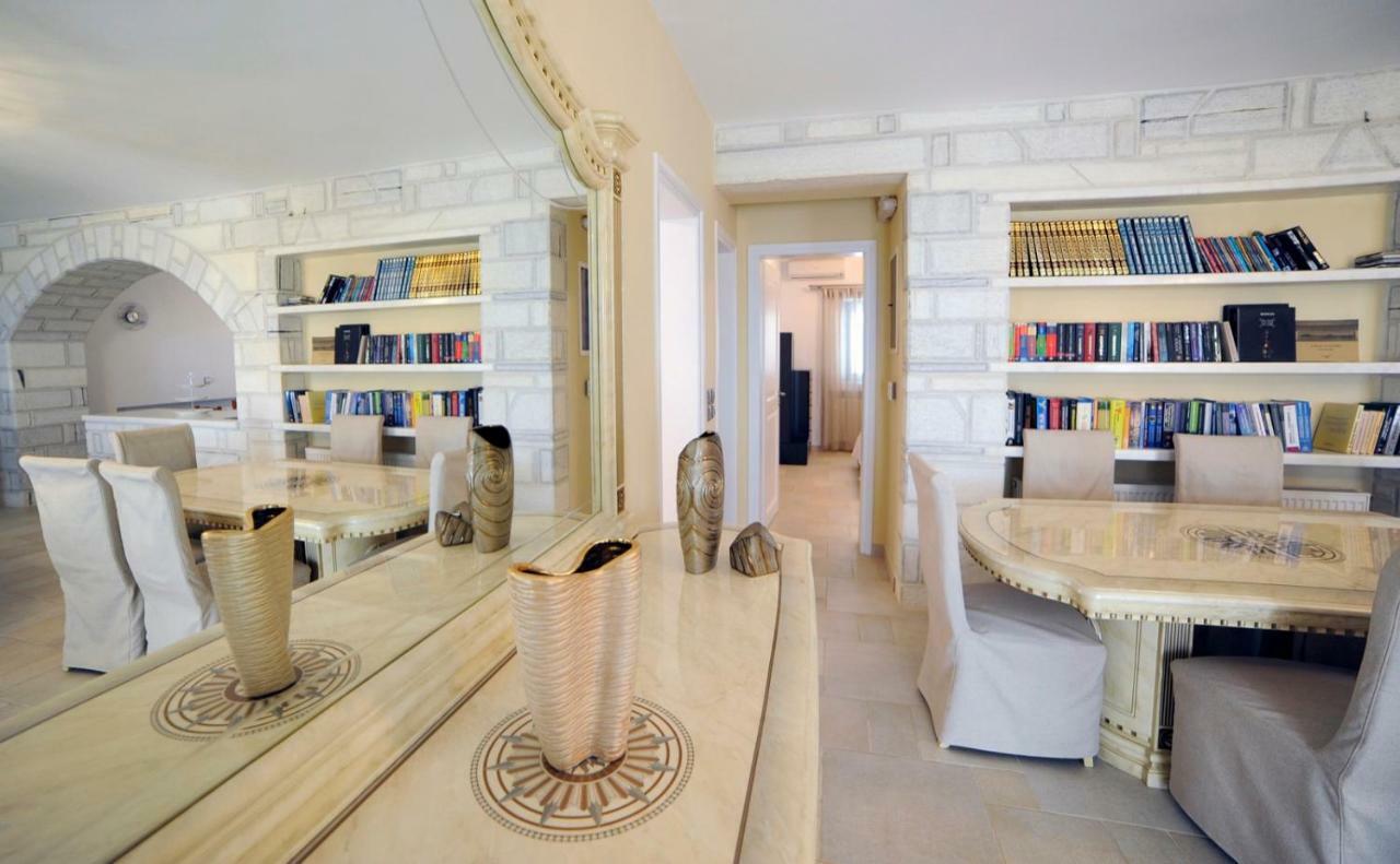 Villa Busho Nausa Exteriér fotografie