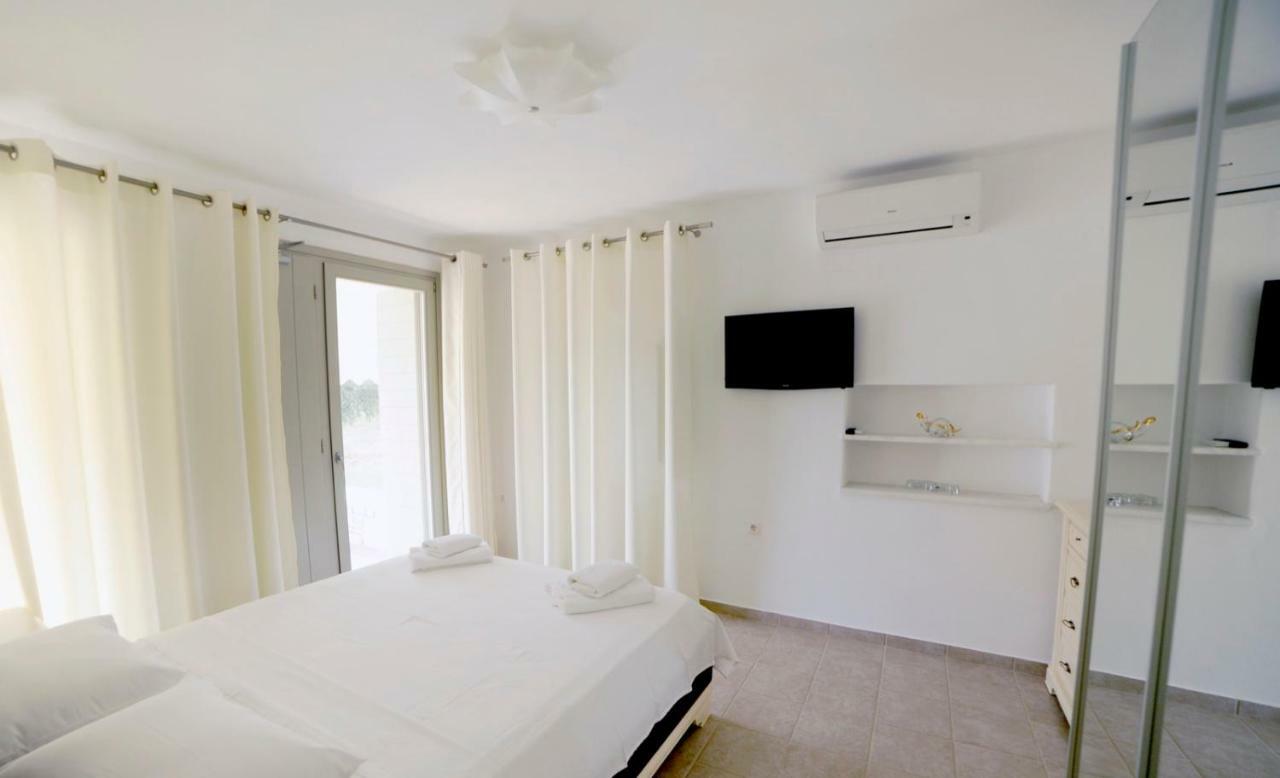 Villa Busho Nausa Exteriér fotografie